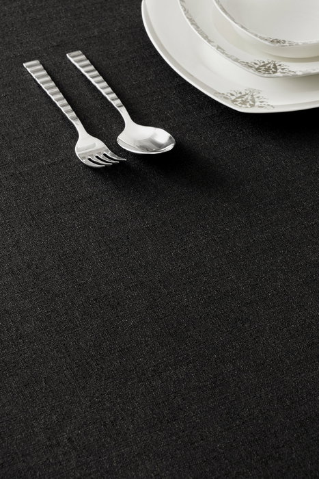 Hermia Mantel Grande 220 - Black